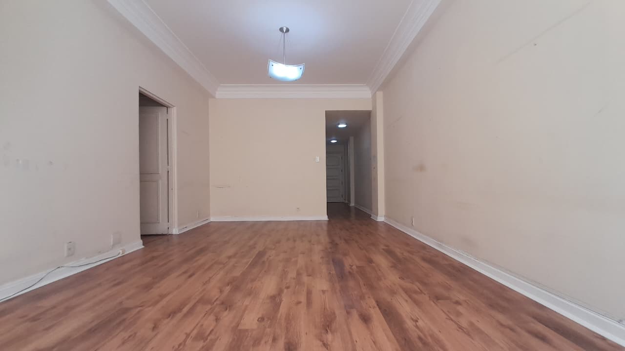 Apartamento à venda Constante Ramos 3 quartos com vaga 